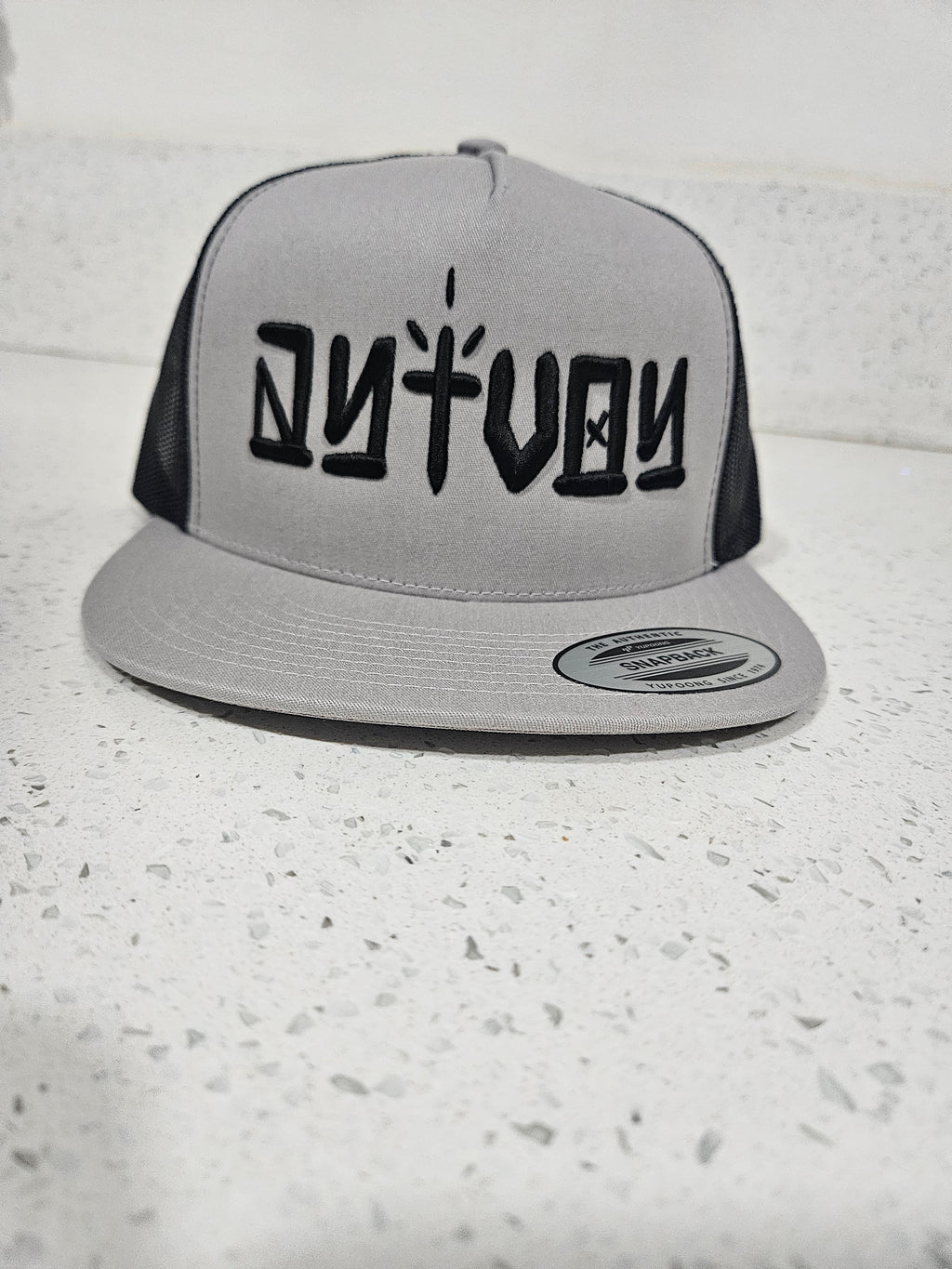 AYTVOY HAT